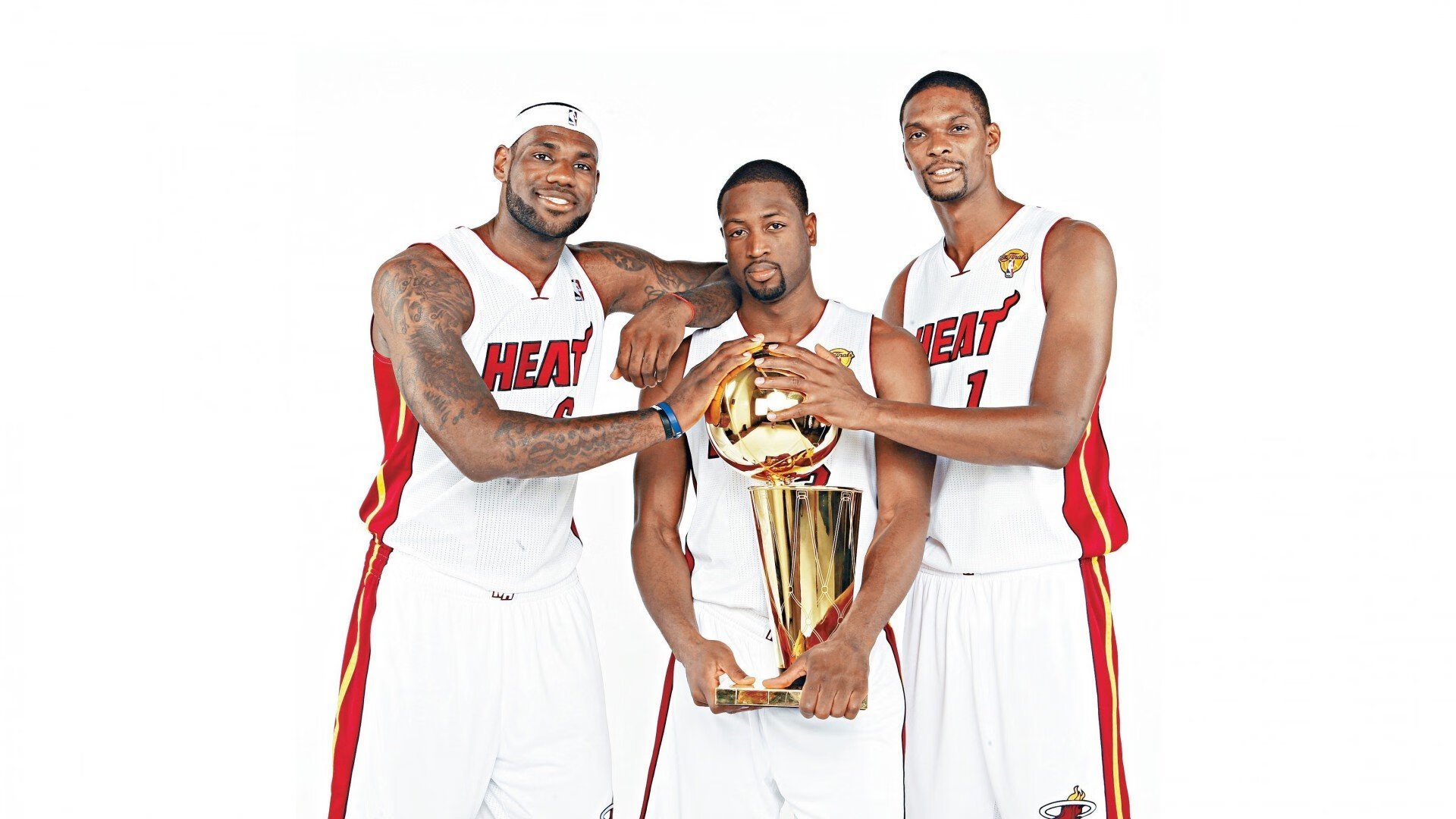 霍勒迪突破上篮雄鹿带动全队节奏，nba霍勒迪厉害